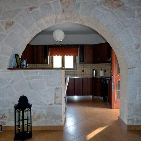 Rouveli With Private Garden And Barbeque * Tragaki