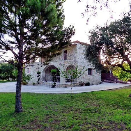 Villa Rouveli With Private Garden And Barbeque *