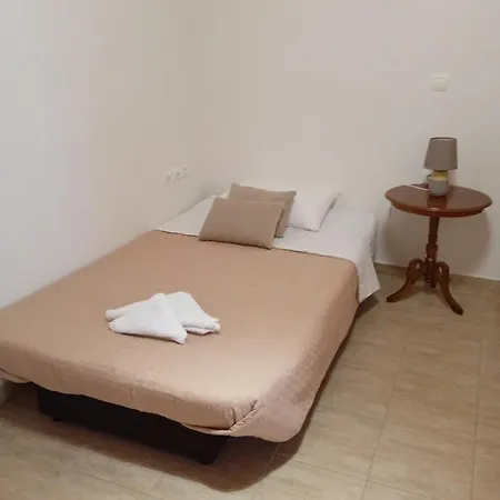 Villa Rouveli With Private Garden And Barbeque *